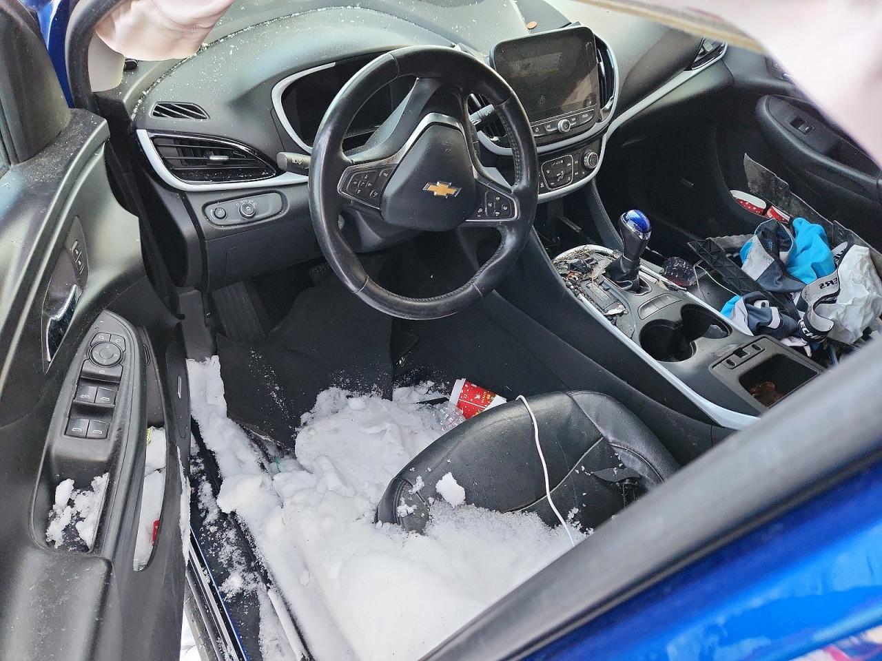 2017 CHEVROLET VOLT LT photo 8