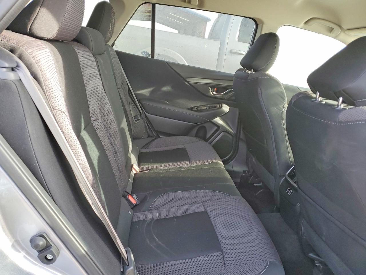 2025 SUBARU OUTBACK PREMIUM photo 19
