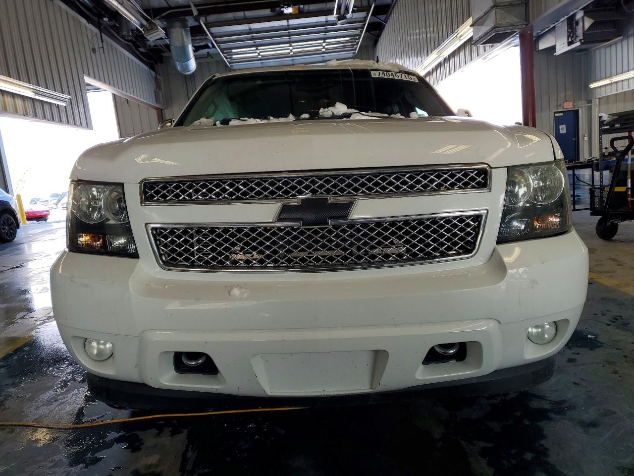 2011 CHEVROLET SUBURBAN K1500 LTZ photo 5
