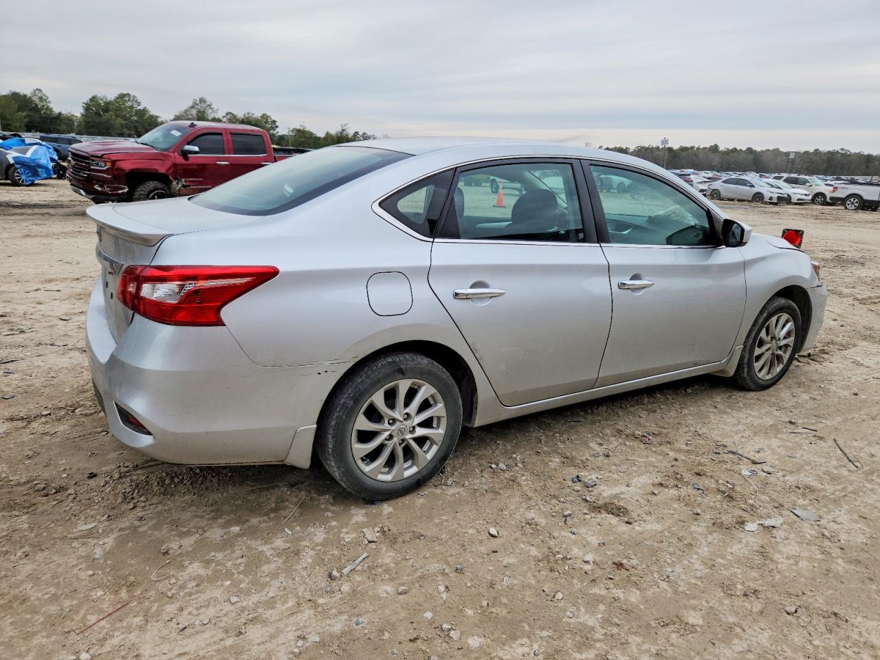 2017 NISSAN SENTRA S photo 5