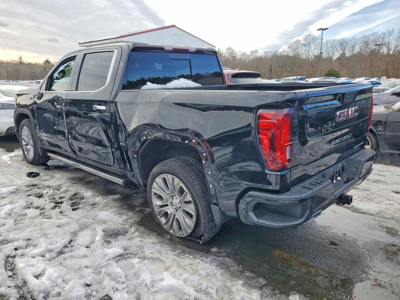 2022 GMC SIERRA LIMITED K1500 DENALI photo 2