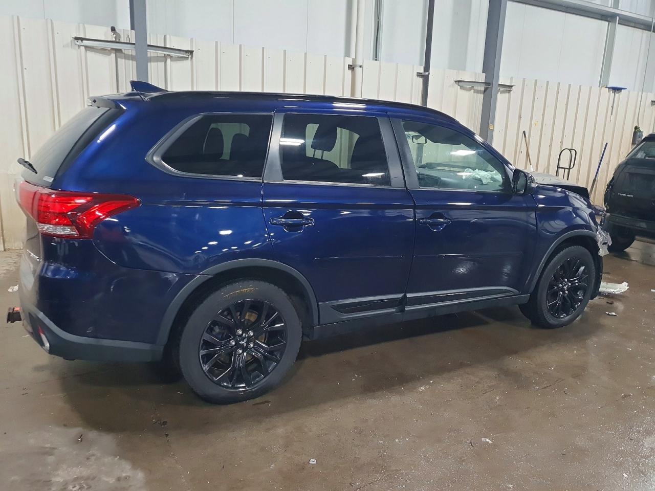 2018 MITSUBISHI OUTLANDER SE photo 3