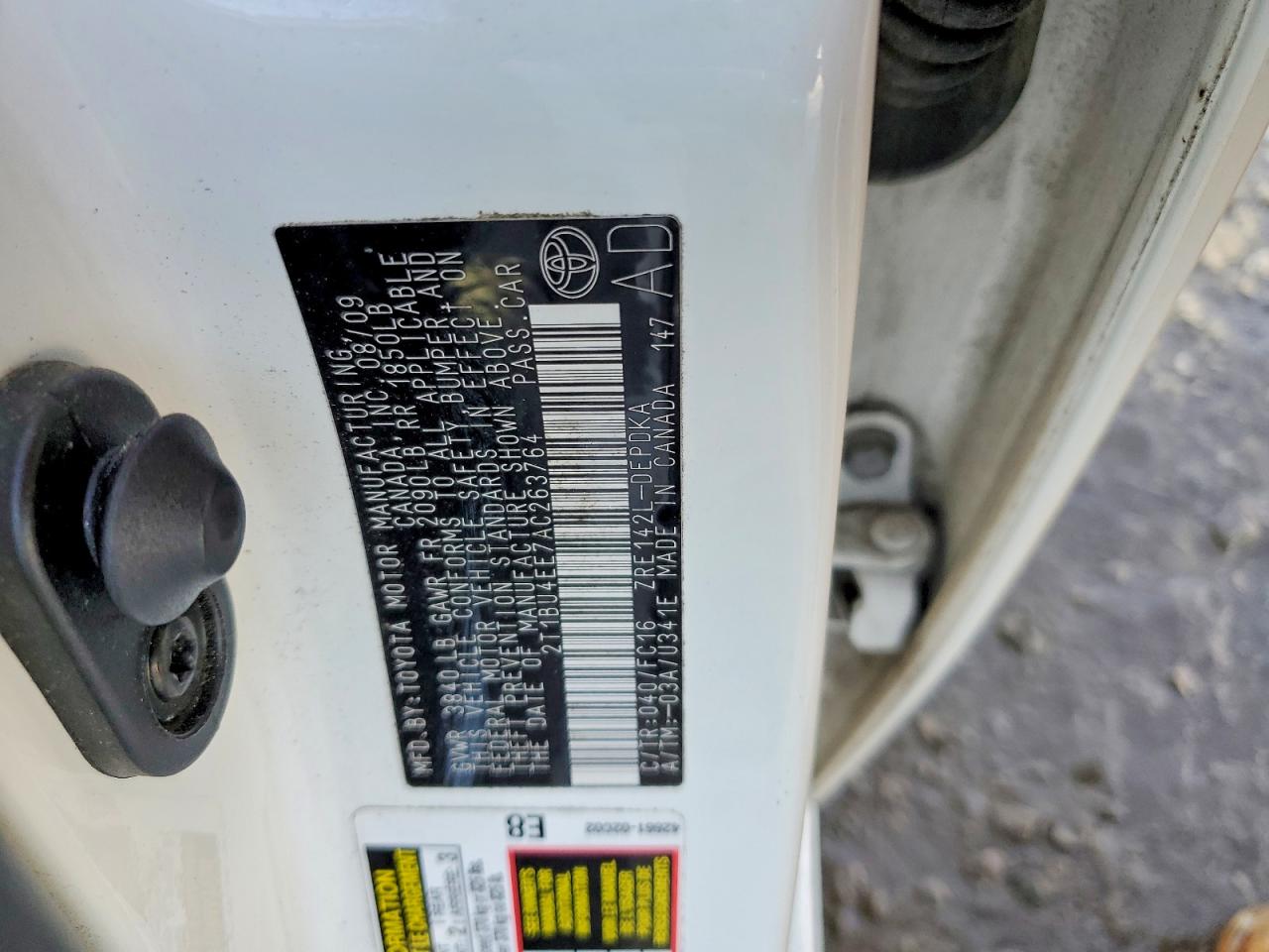 2010 TOYOTA COROLLA BASE photo 23