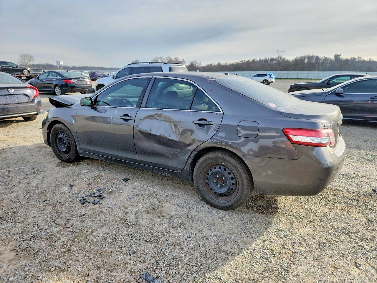 2010 TOYOTA CAMRY BASE photo 2