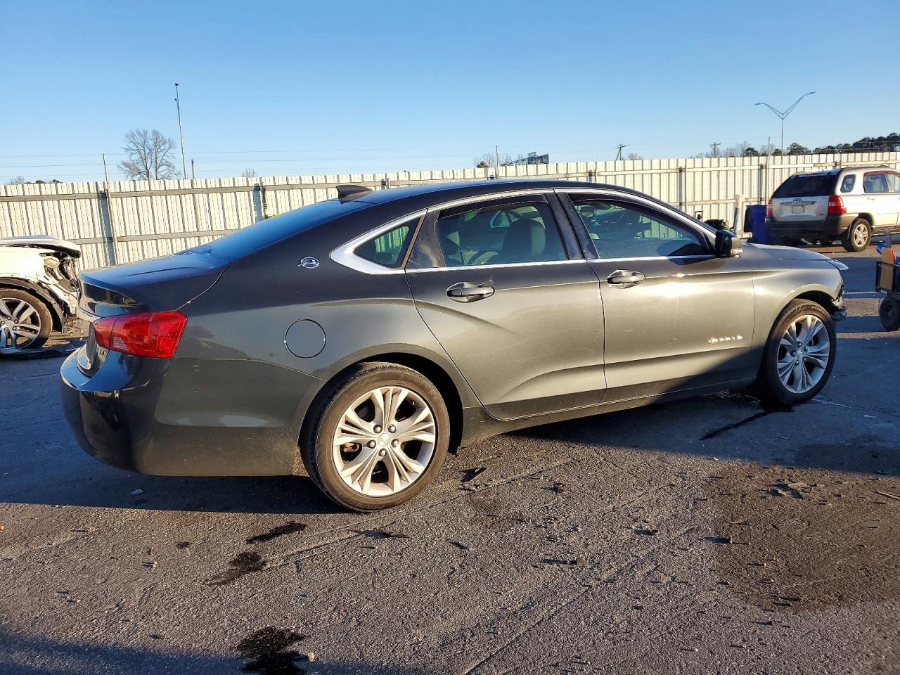 2015 CHEVROLET IMPALA LT photo 3