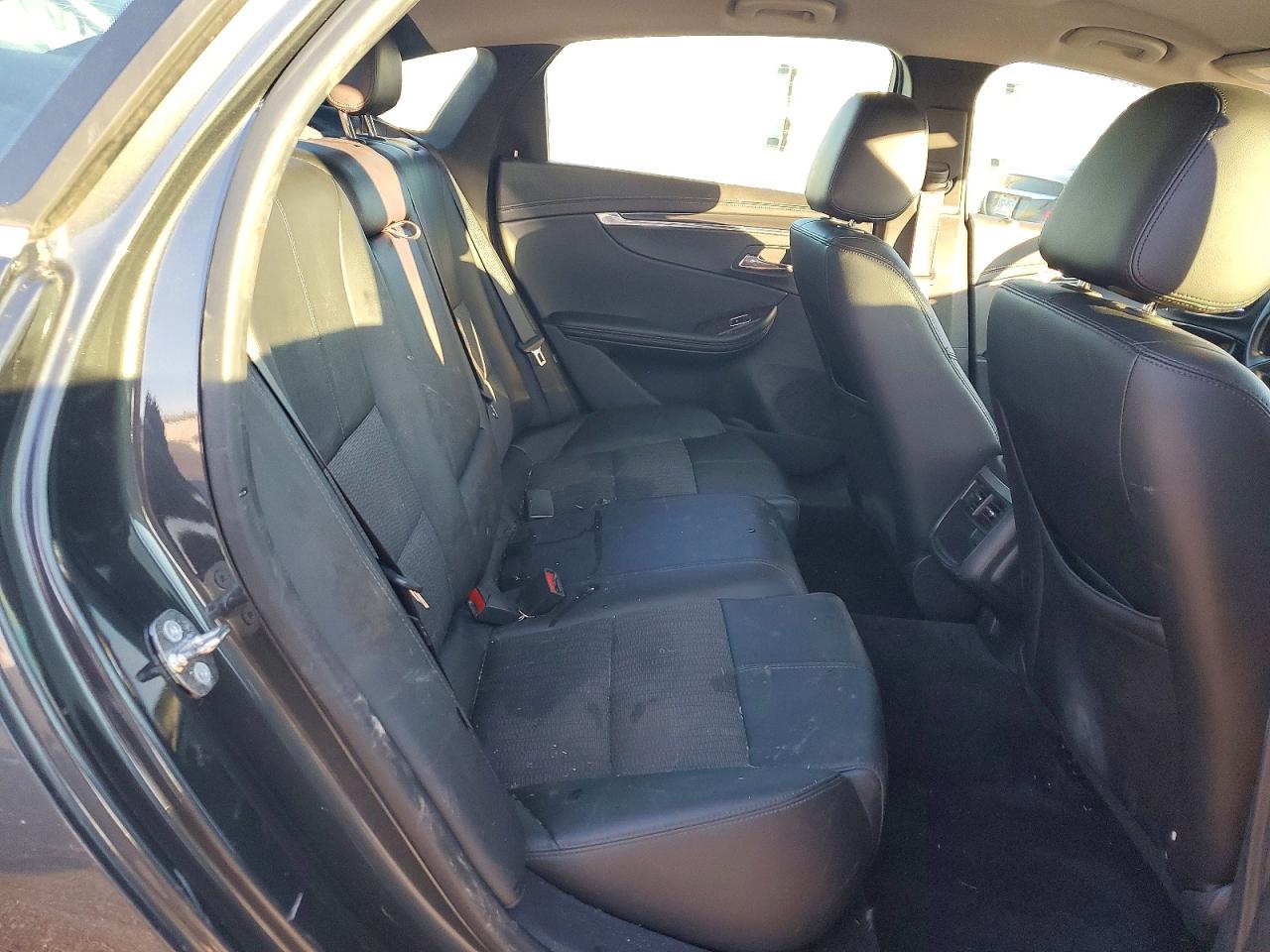 2015 CHEVROLET IMPALA LT photo 10