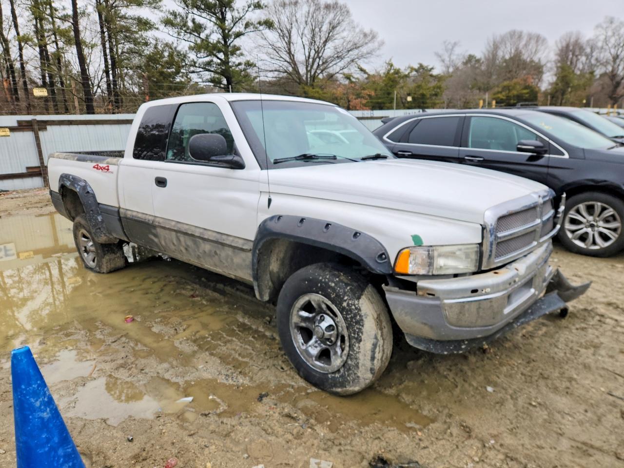 2001 DODGE RAM 1500 photo 10