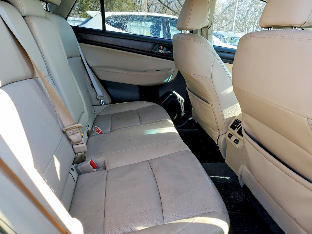 2015 SUBARU OUTBACK 3.6R LIMITED photo 21