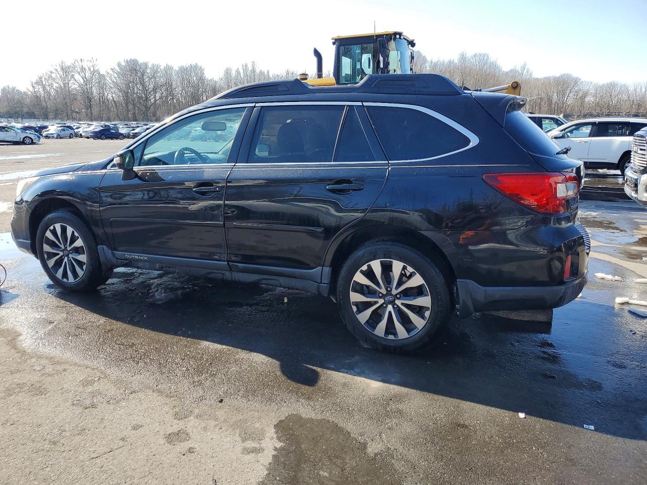 2015 SUBARU OUTBACK 3.6R LIMITED photo 3
