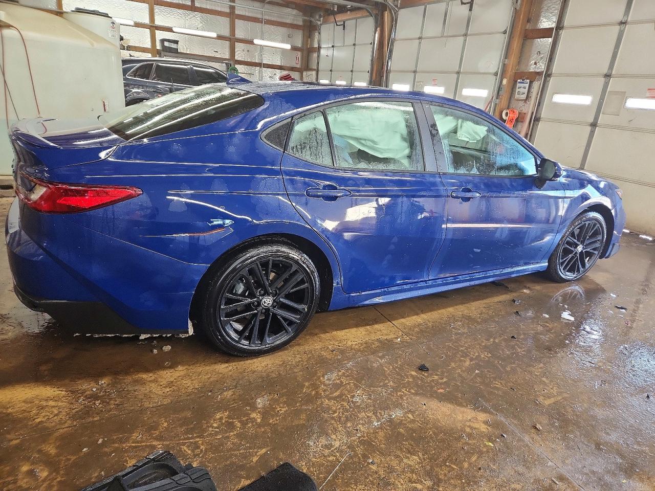 2025 TOYOTA CAMRY SE photo 5