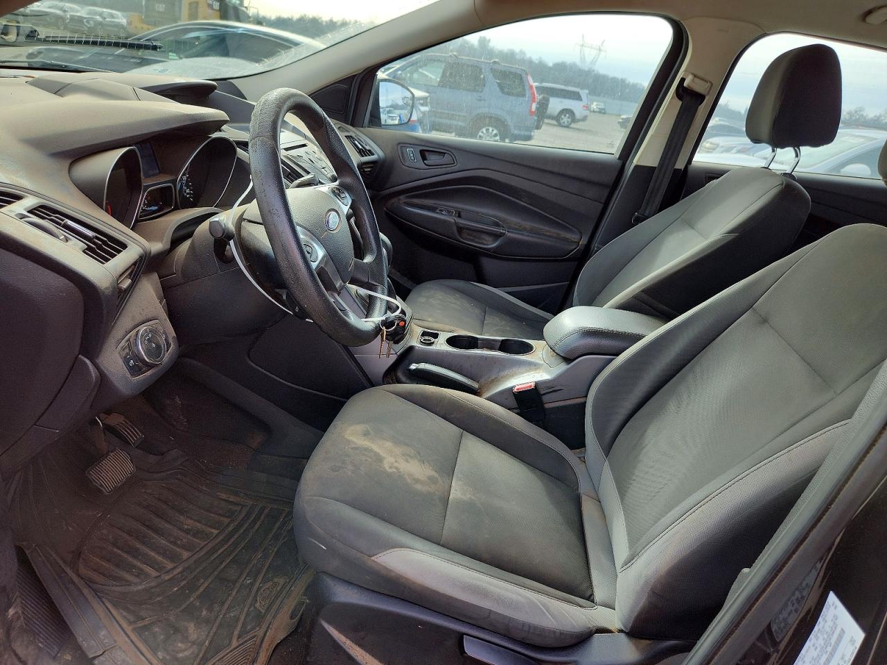 2015 FORD ESCAPE S photo 19