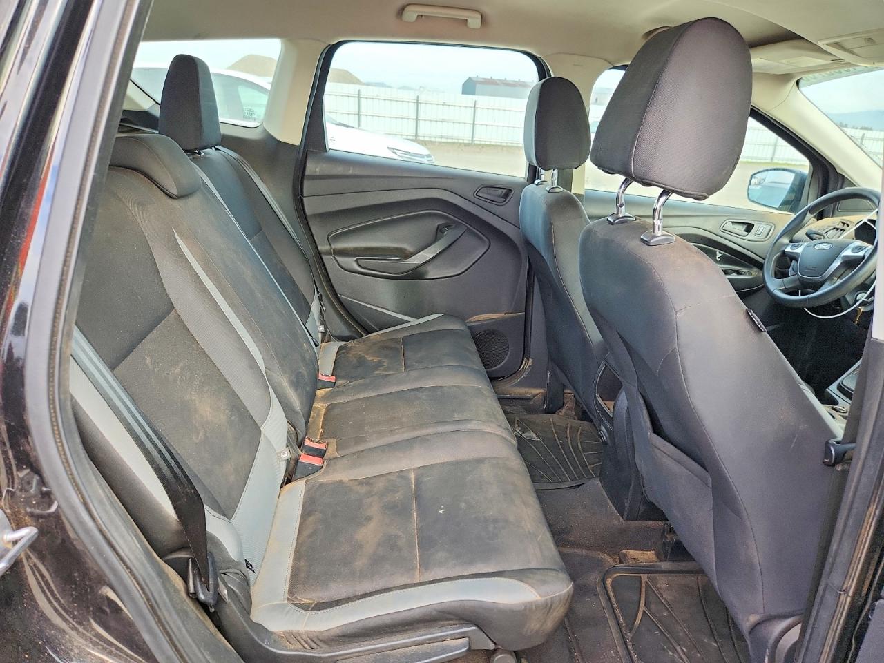 2015 FORD ESCAPE S photo 28