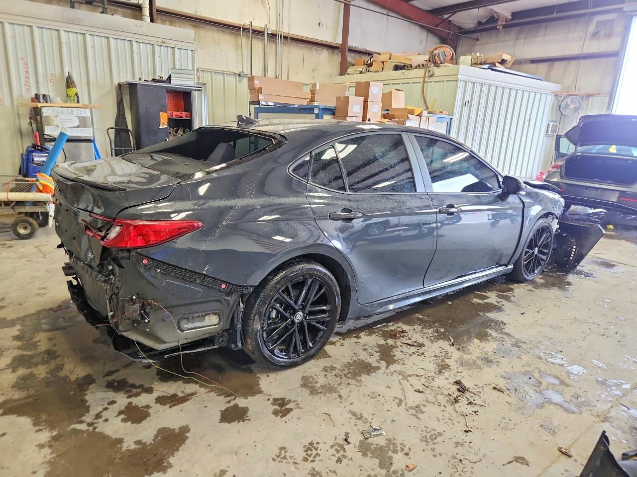 2025 TOYOTA CAMRY XSE photo 3