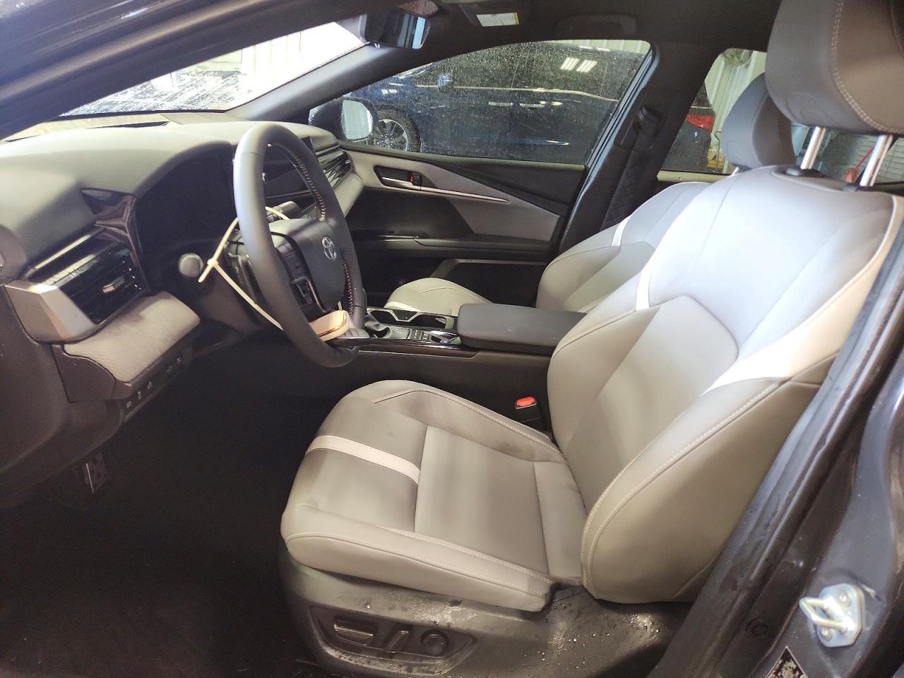 2025 TOYOTA CAMRY XSE photo 7