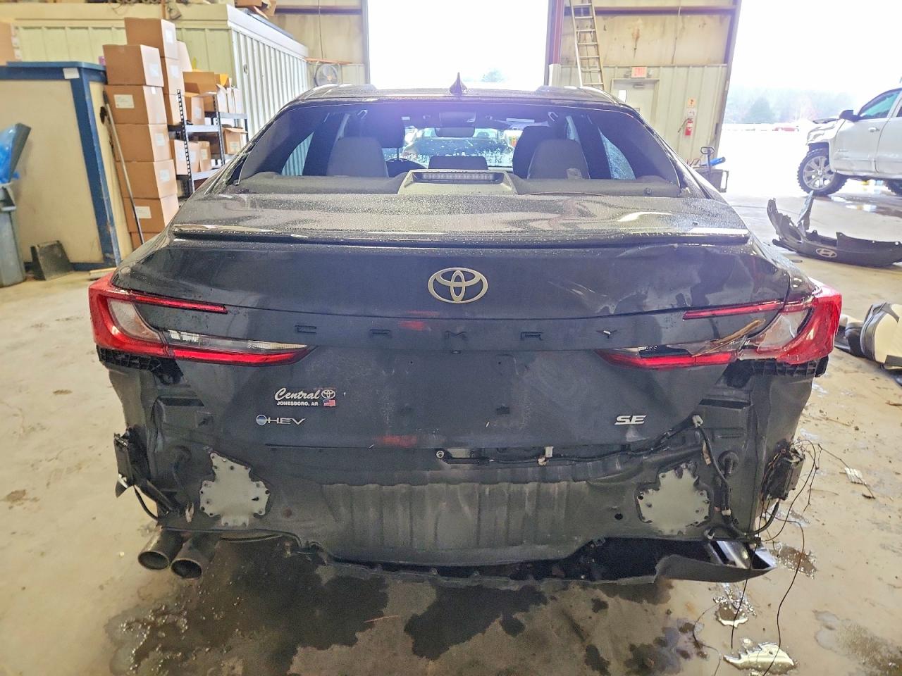 2025 TOYOTA CAMRY XSE photo 6