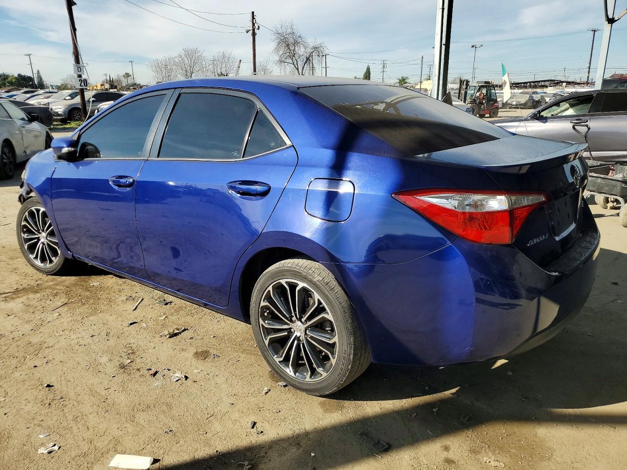 2016 TOYOTA COROLLA L photo 2