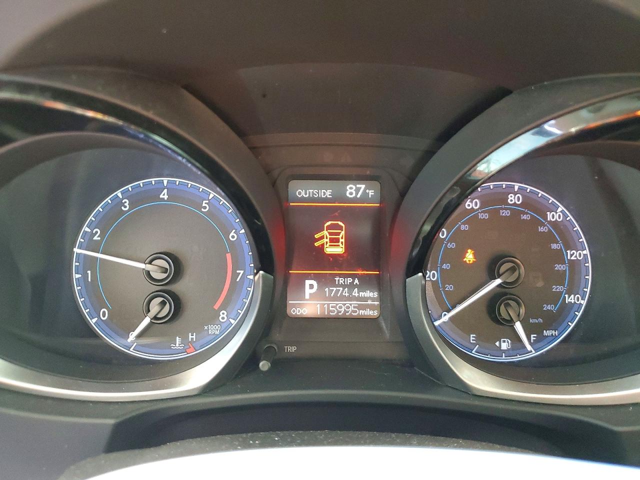 2016 TOYOTA COROLLA L photo 9