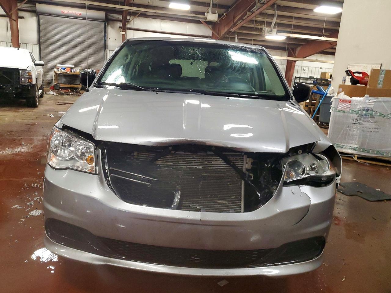 2015 DODGE GRAND CARAVAN SE photo 13