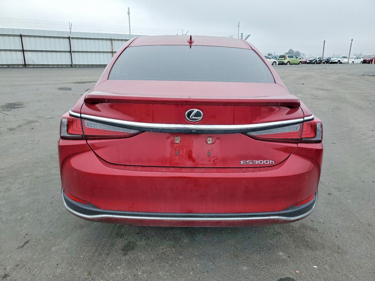 2025 LEXUS ES photo 11
