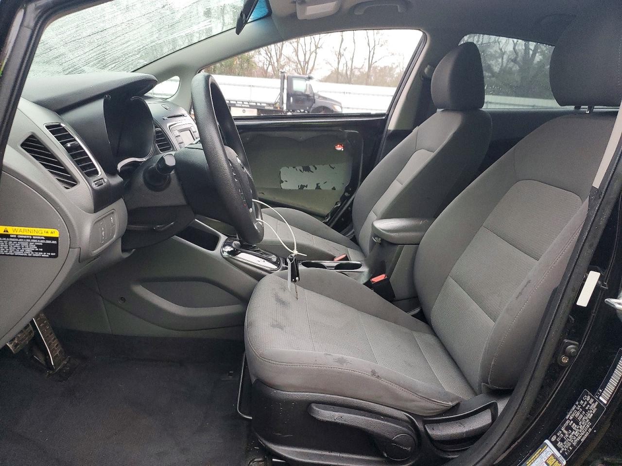 2018 KIA FORTE LX photo 13