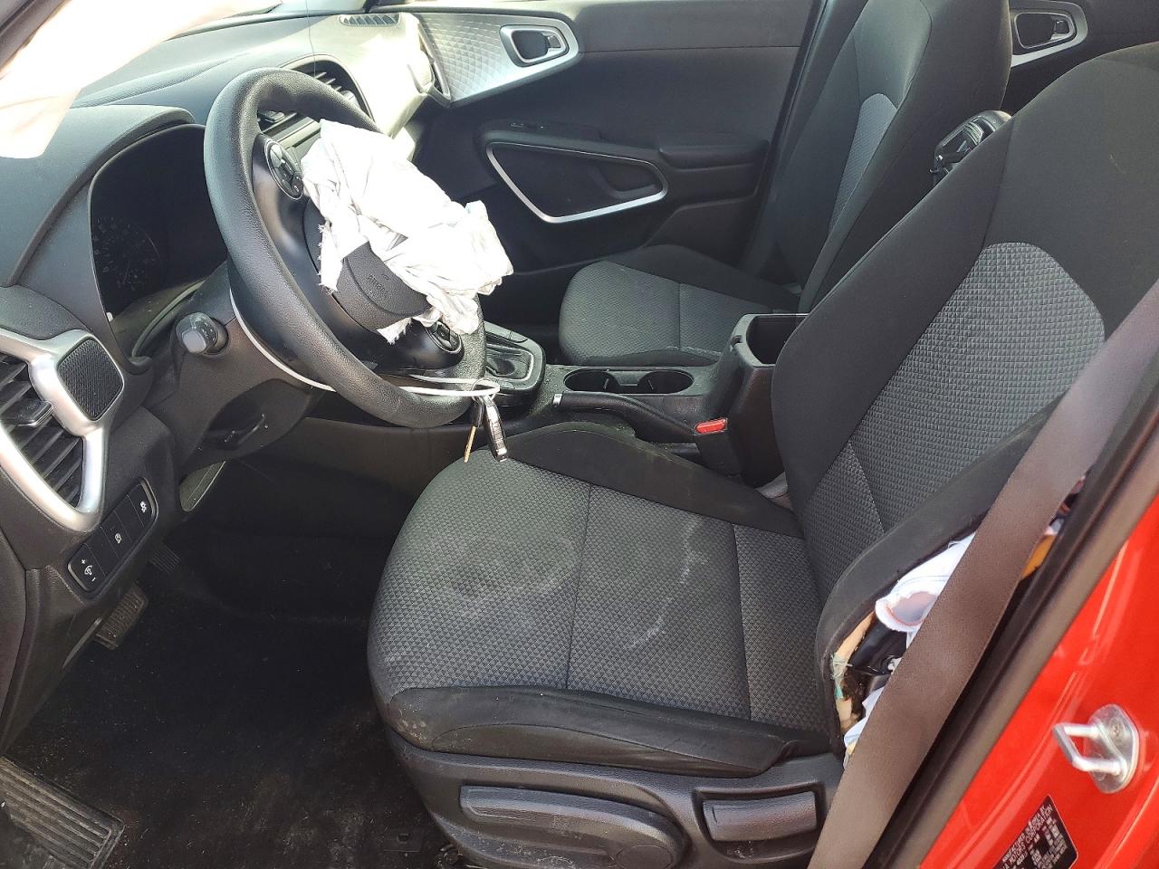 2020 KIA SOUL LX photo 13