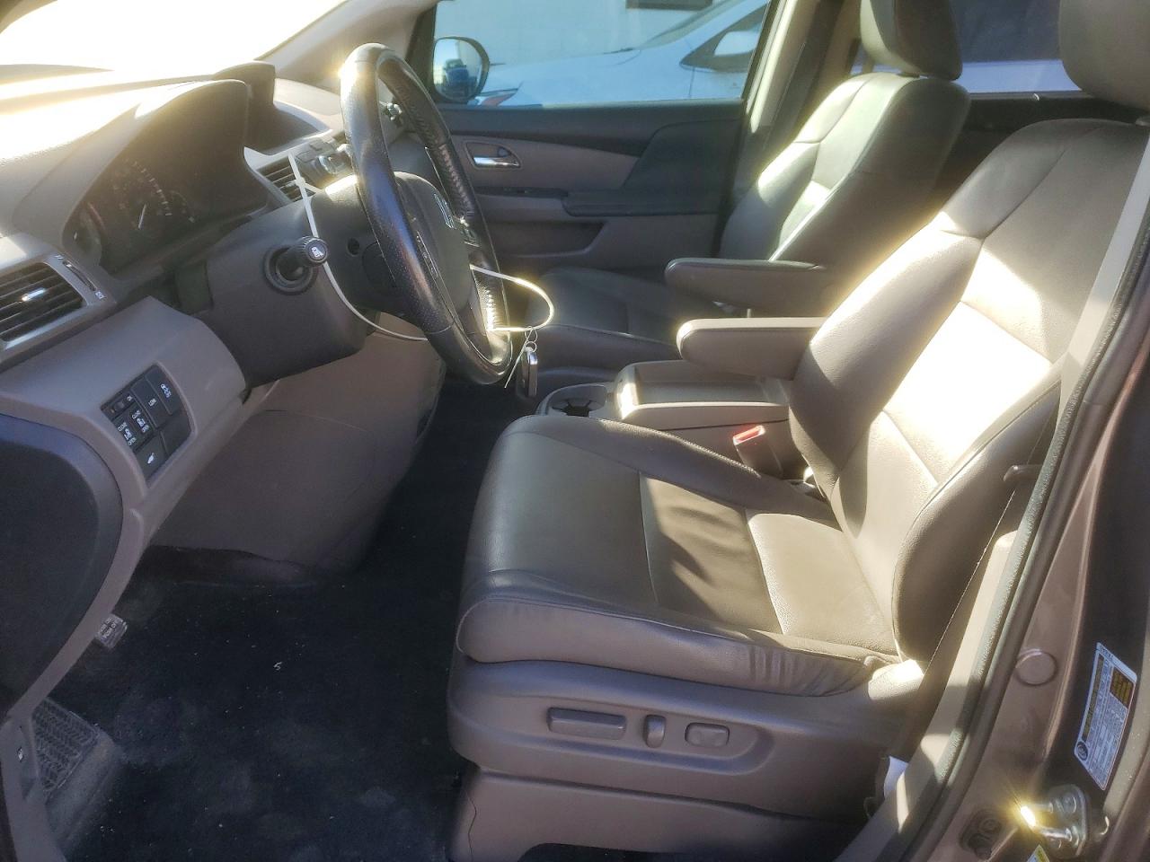 2016 HONDA ODYSSEY EXL photo 19