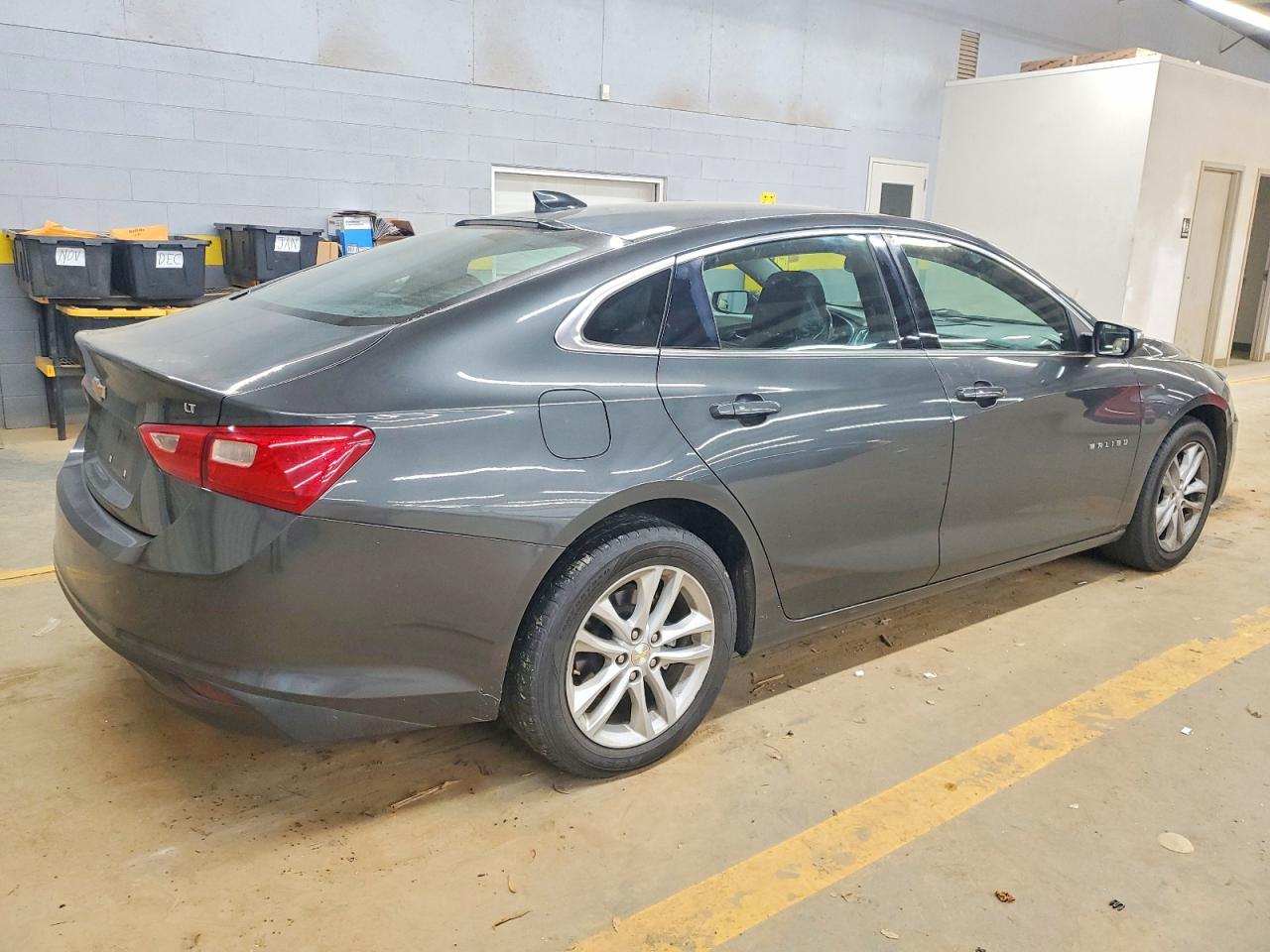 2016 CHEVROLET MALIBU LT photo 5