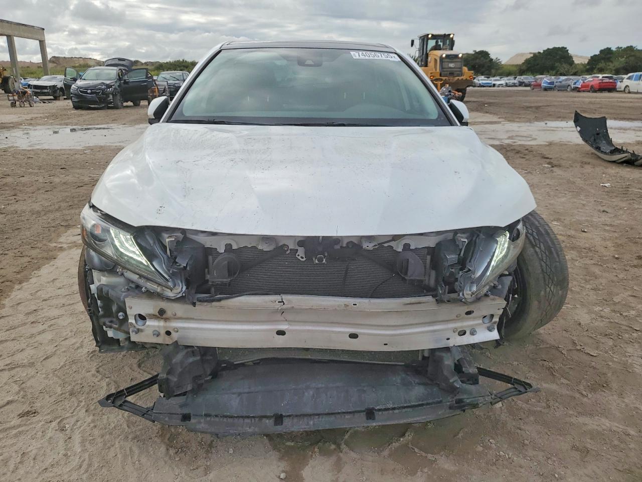 2021 TOYOTA CAMRY XSE photo 9