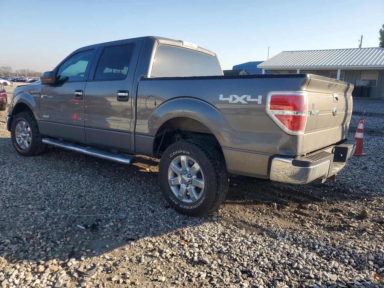 2013 FORD F150 SUPERCREW photo 2