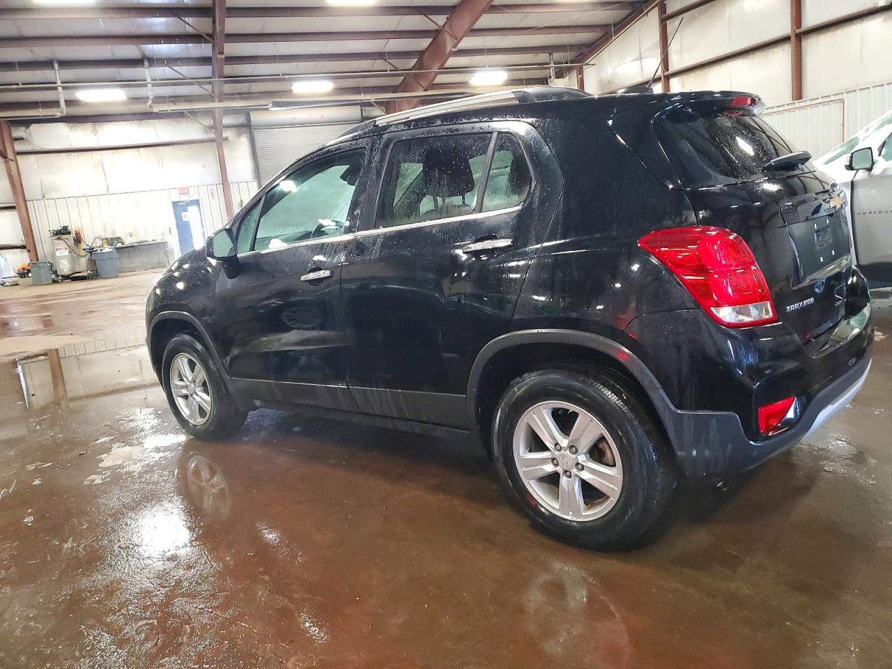2019 CHEVROLET TRAX 1LT photo 3