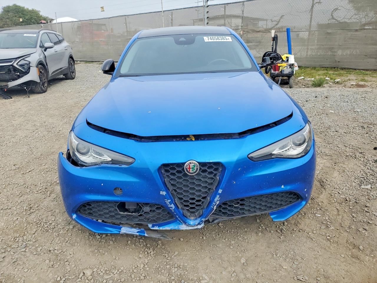 2021 ALFA ROMEO GIULIA TI photo 9