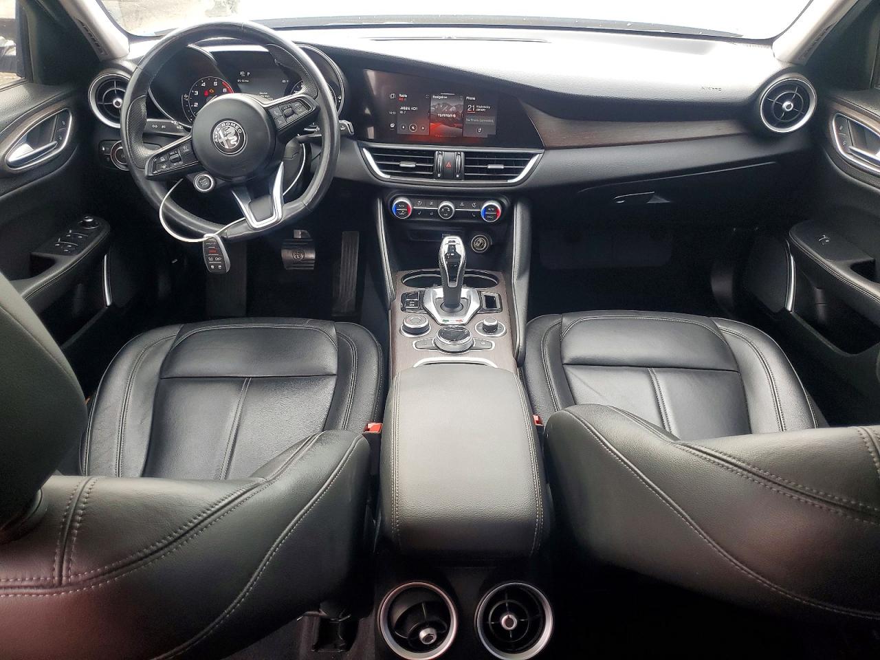 2021 ALFA ROMEO GIULIA TI photo 15