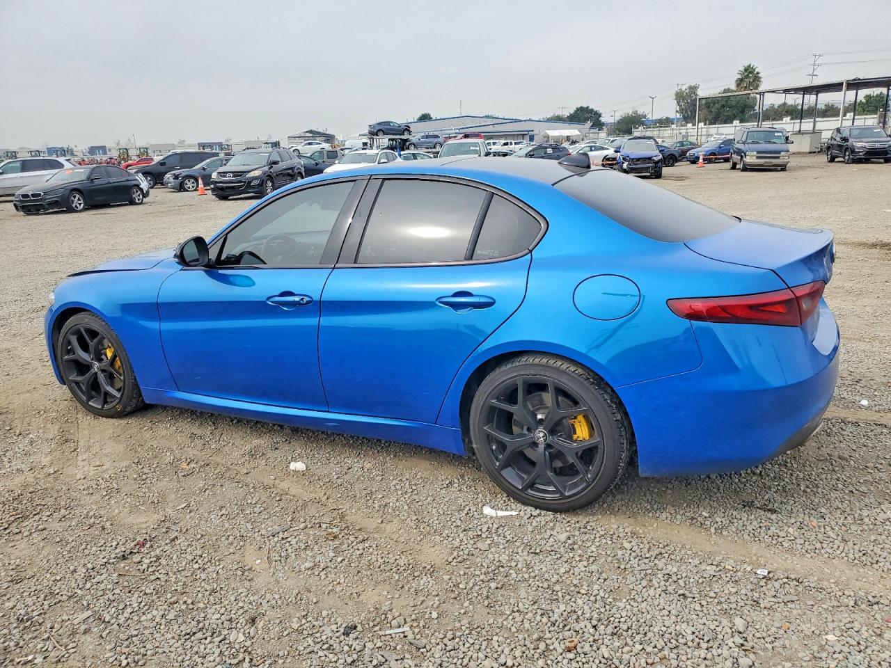 2021 ALFA ROMEO GIULIA TI photo 3