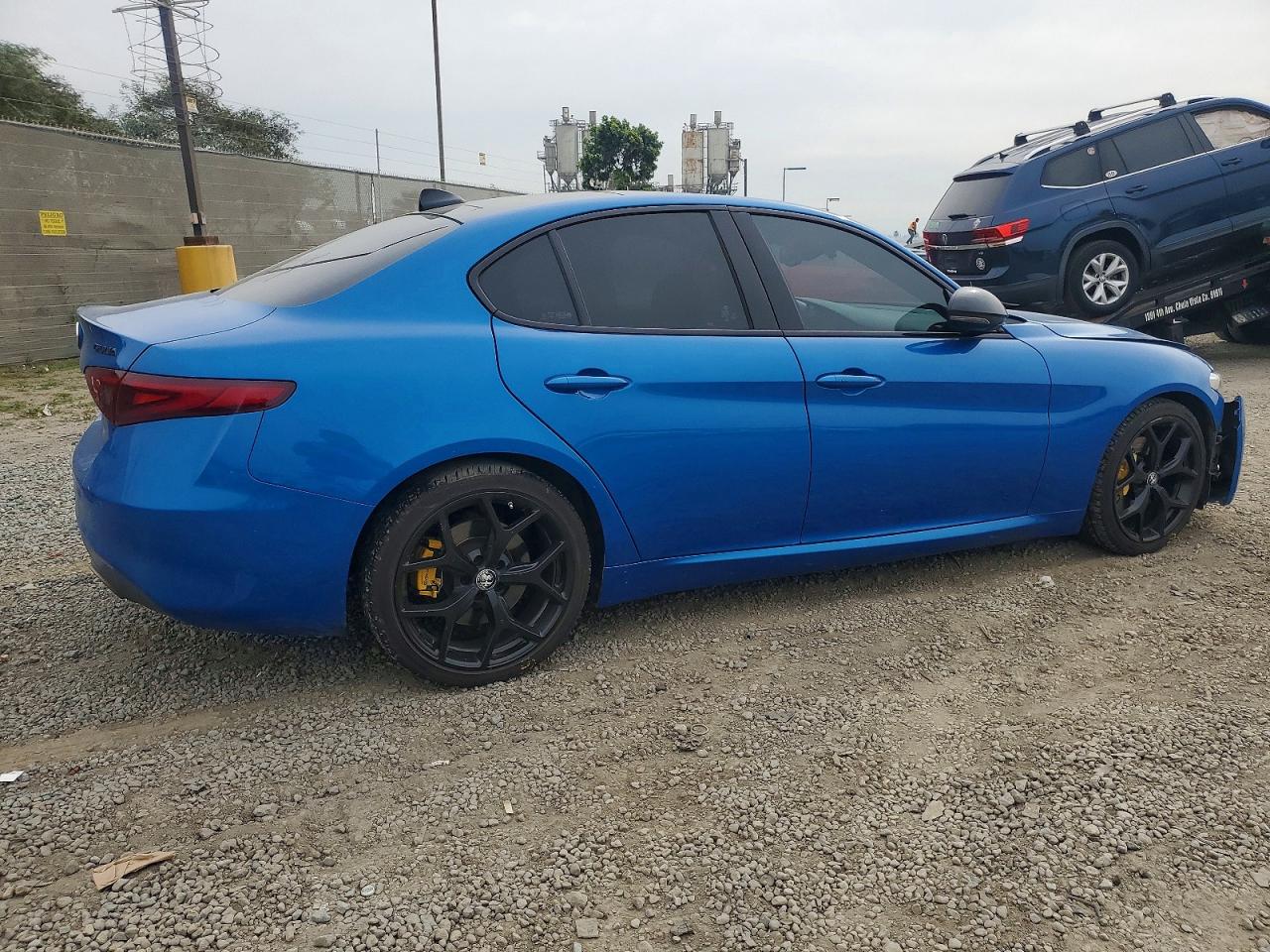 2021 ALFA ROMEO GIULIA TI photo 5