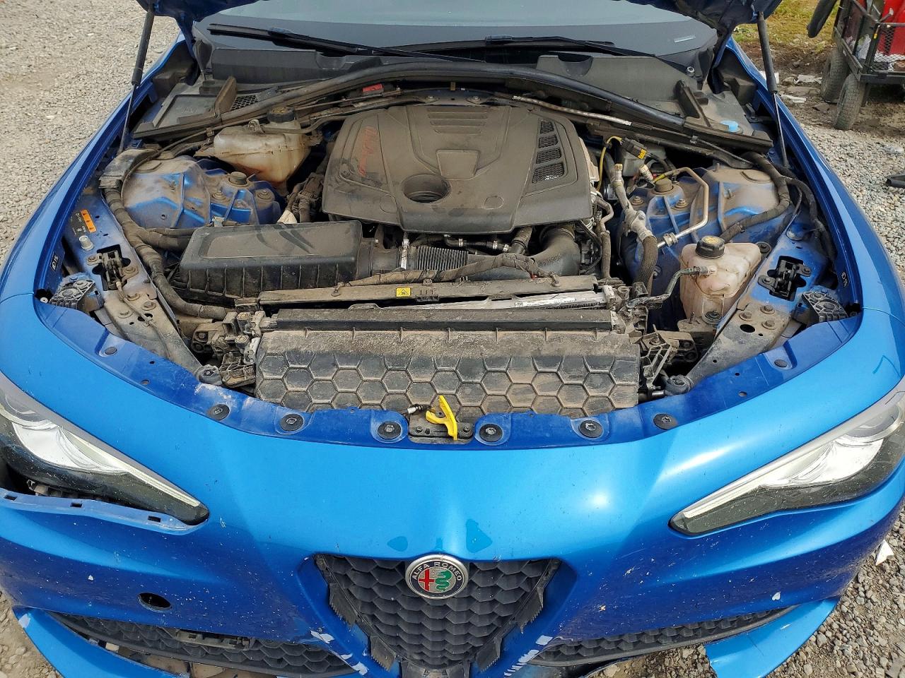 2021 ALFA ROMEO GIULIA TI photo 21