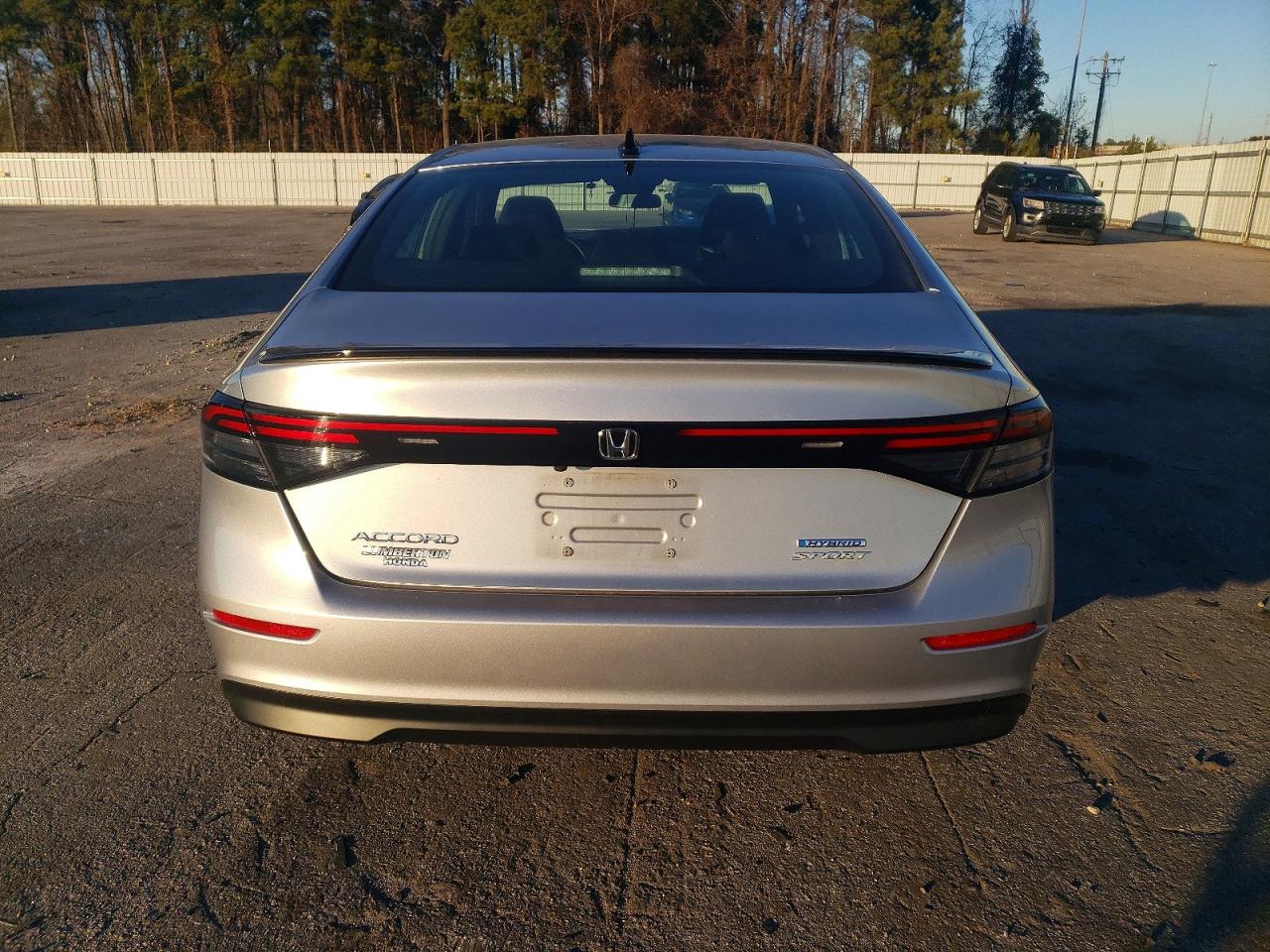 2024 HONDA ACCORD HYBRID SPORT photo 6
