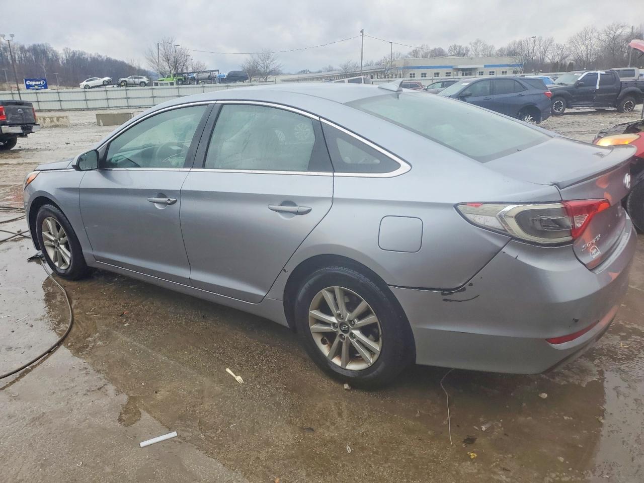 2017 HYUNDAI SONATA BASE photo 3