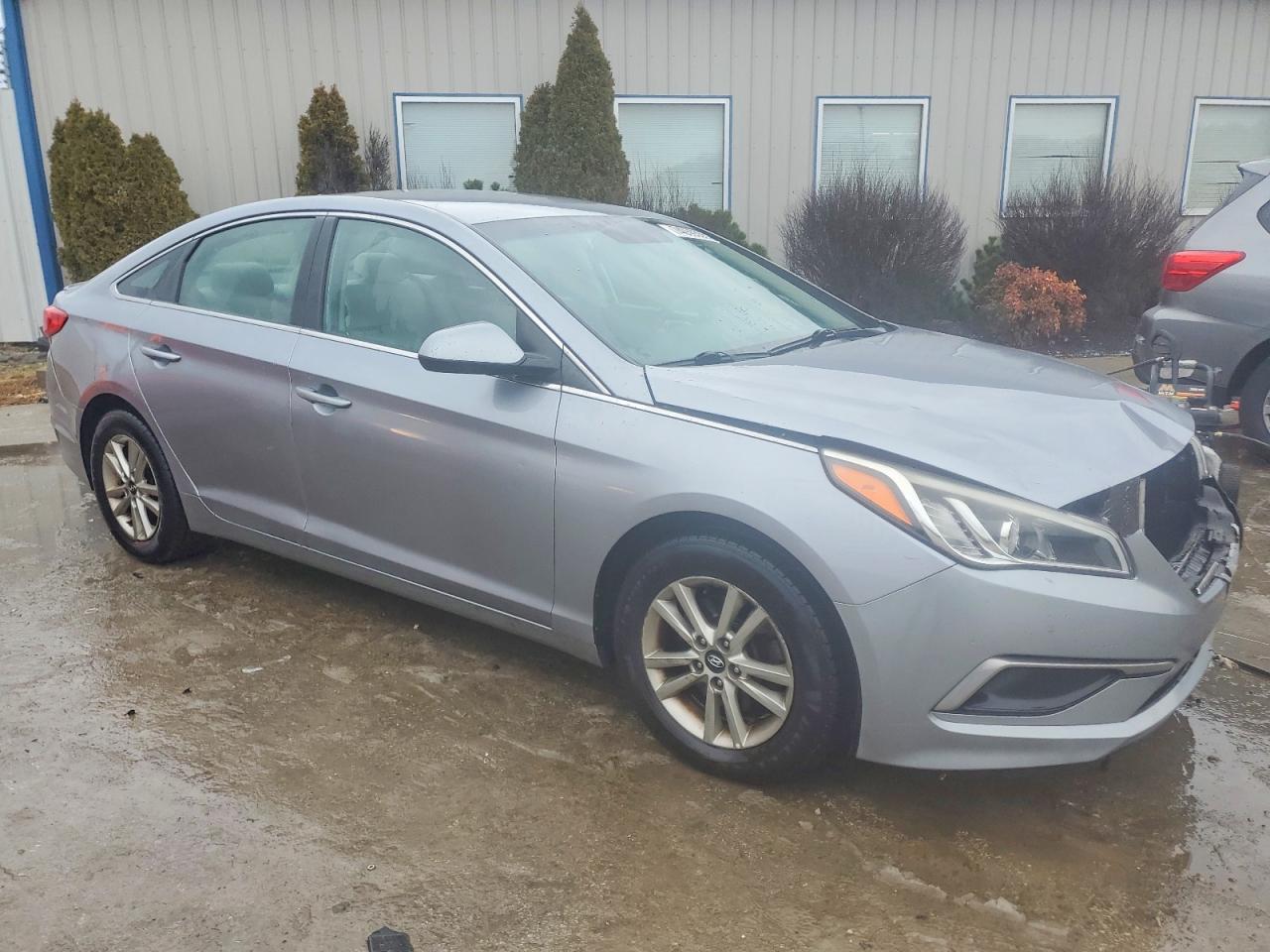 2017 HYUNDAI SONATA BASE photo 7