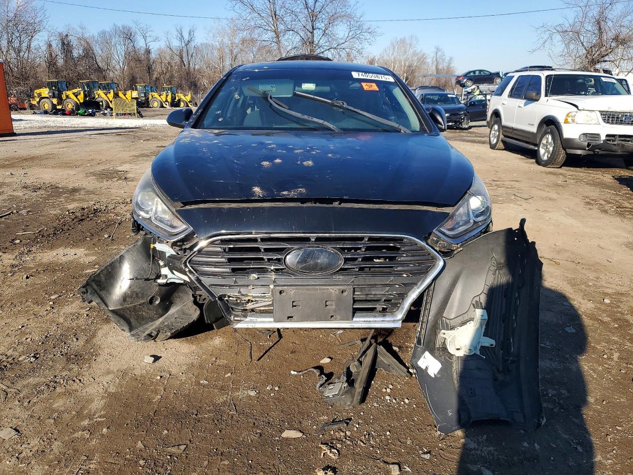 2018 HYUNDAI SONATA SE photo 9