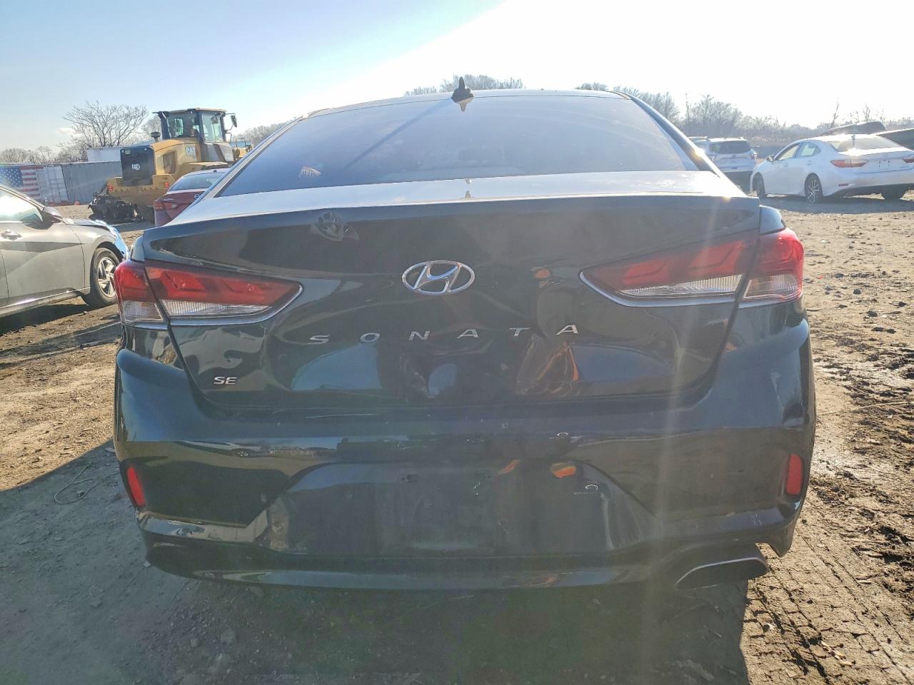 2018 HYUNDAI SONATA SE photo 11