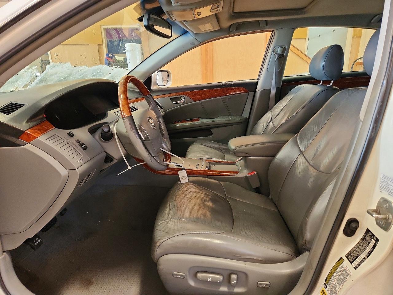 2006 TOYOTA AVALON XL photo 19