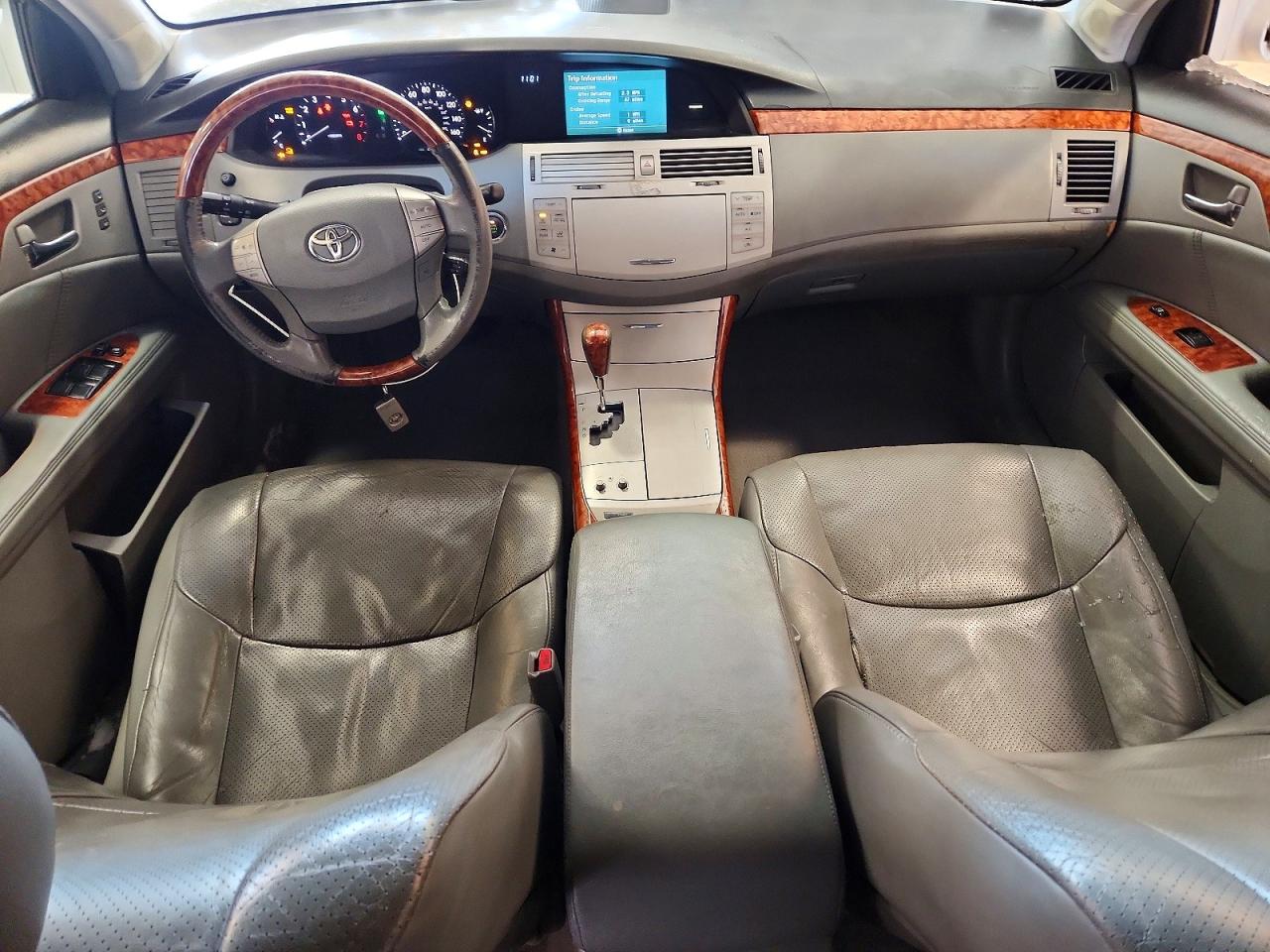 2006 TOYOTA AVALON XL photo 22