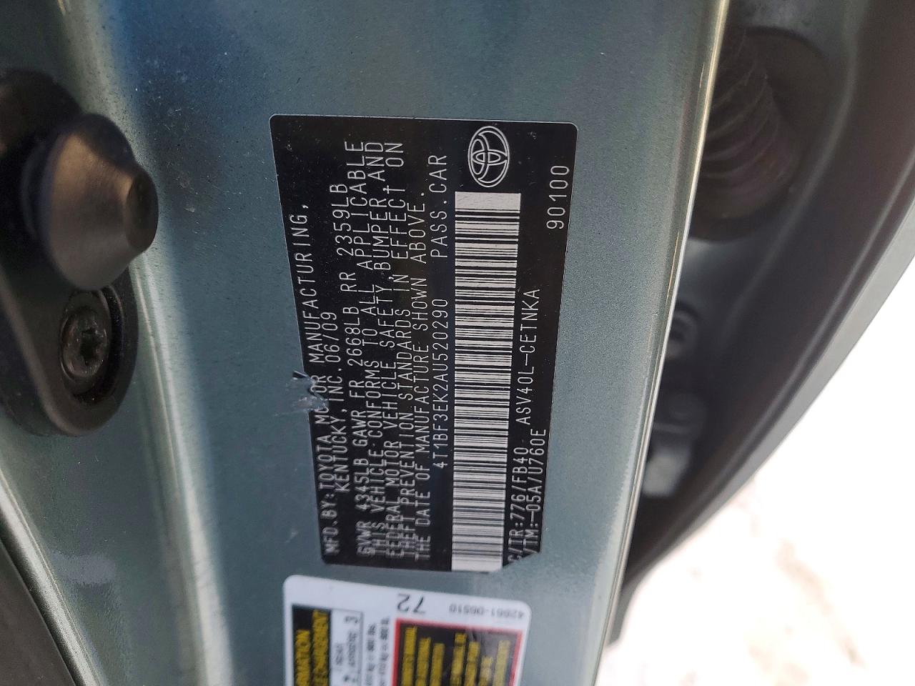 2010 TOYOTA CAMRY LE photo 12