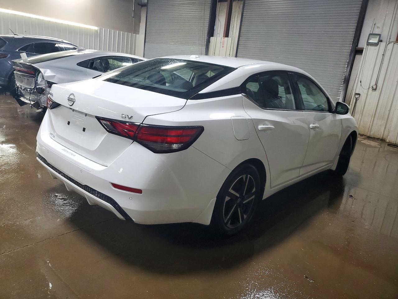 2024 NISSAN SENTRA SV photo 3