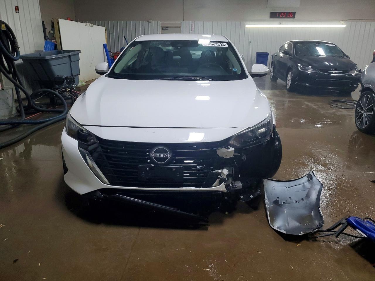 2024 NISSAN SENTRA SV photo 5
