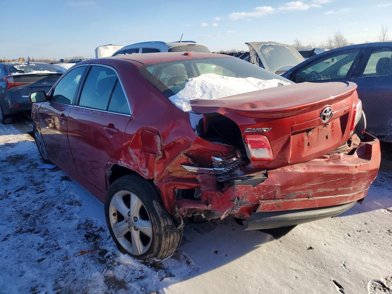 2010 TOYOTA CAMRY BASE photo 3