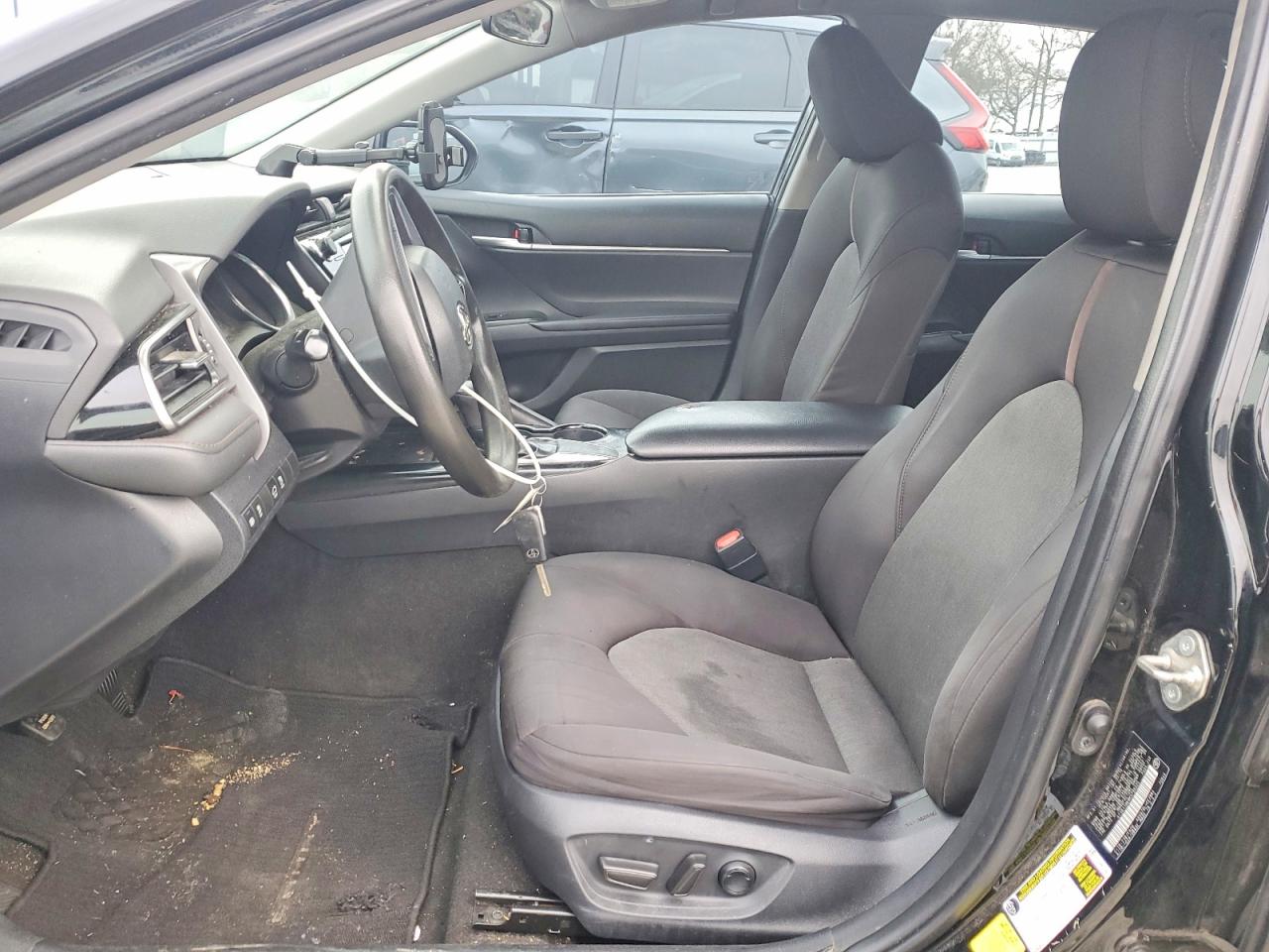 2019 TOYOTA CAMRY L photo 7