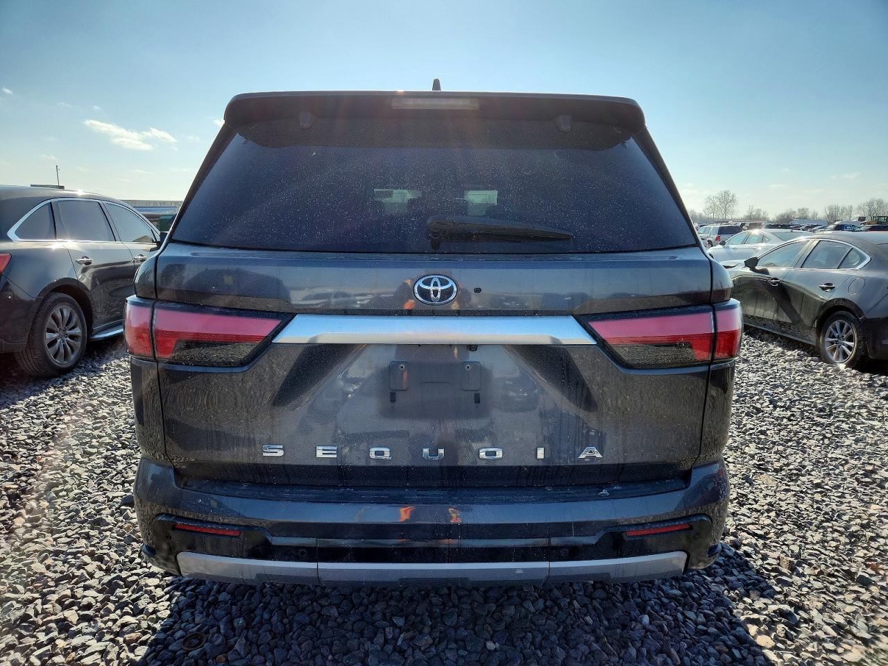 2023 TOYOTA SEQUOIA SR5 photo 6