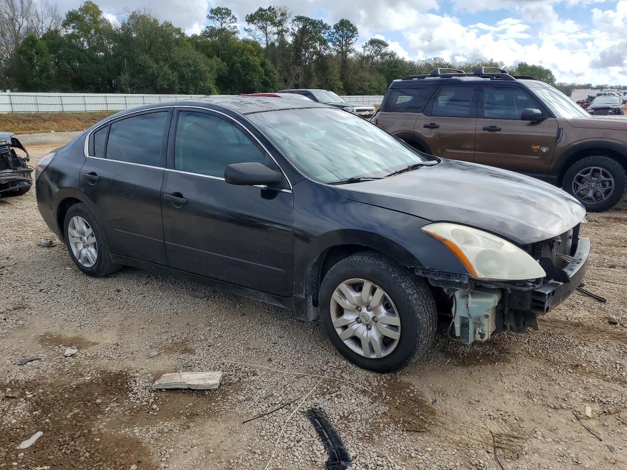 2011 NISSAN ALTIMA BASE photo 4
