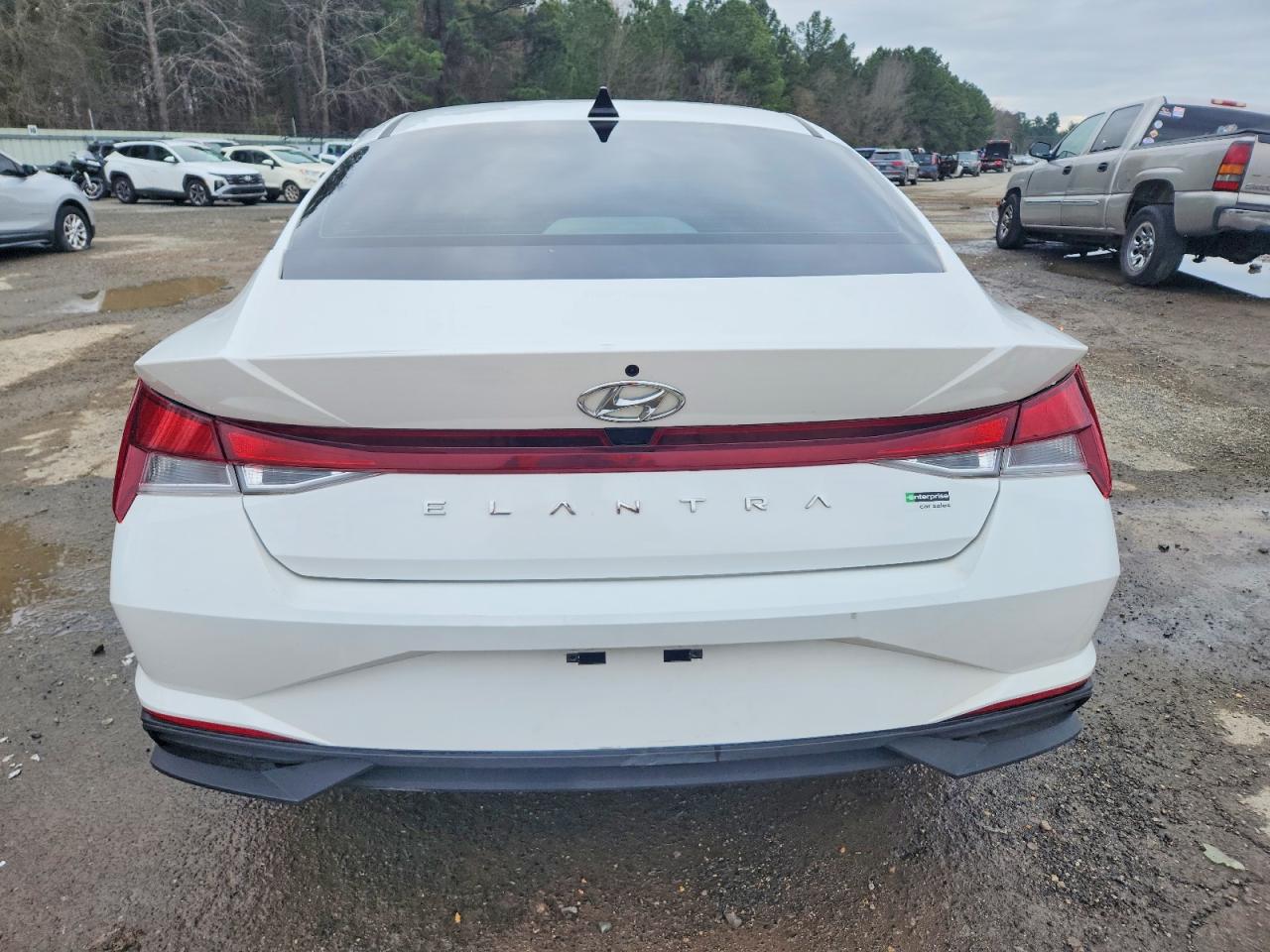 2023 HYUNDAI ELANTRA SEL photo 6